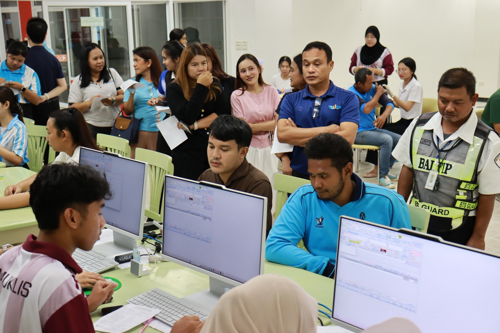 LeRT เปิดพื้นที่บริการสุขภาพ สนับสนุนกิจกรรมฉีดวัคซีนป้องกันไข้หวัดใหญ่