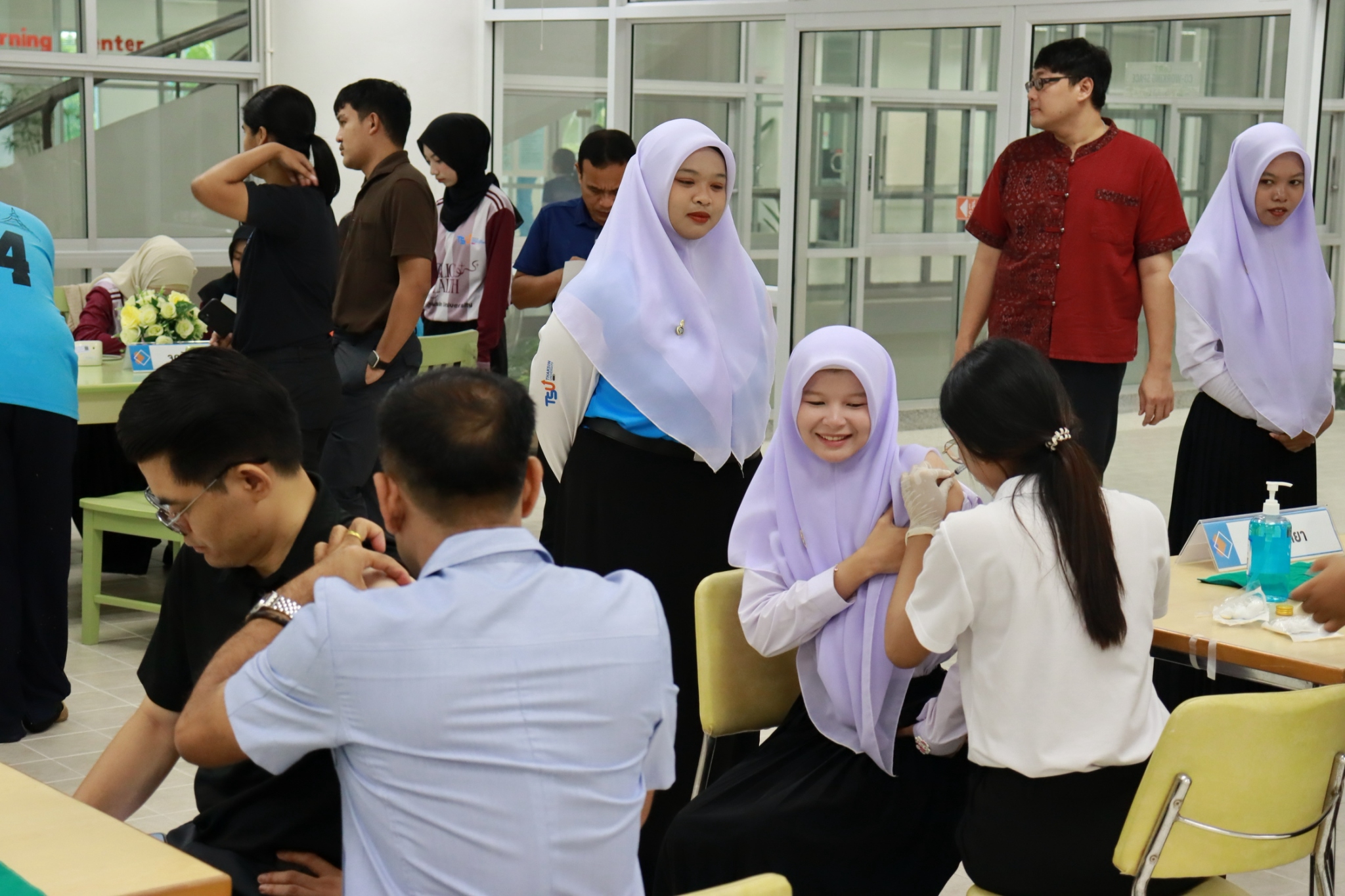 LeRT เปิดพื้นที่บริการสุขภาพ สนับสนุนกิจกรรมฉีดวัคซีนป้องกันไข้หวัดใหญ่