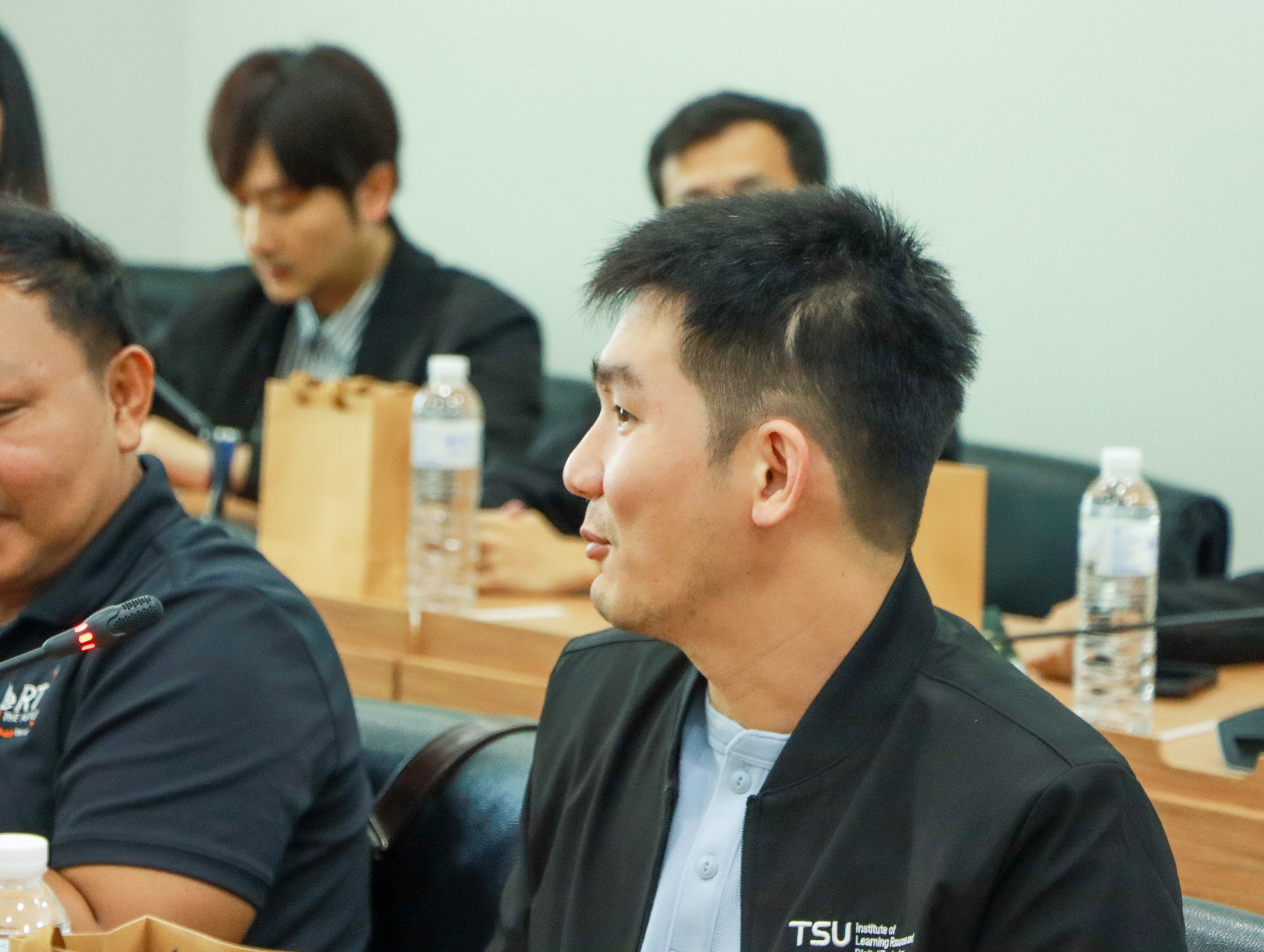 ก้าวสู่ Digital Organization! LeRT ม.ทักษิณ เรียนรู้ต้นแบบบริหารทรัพยากรองค์กรแบบบูรณาการ เชื่อมทุกกระบวนงานสู่ Paperless