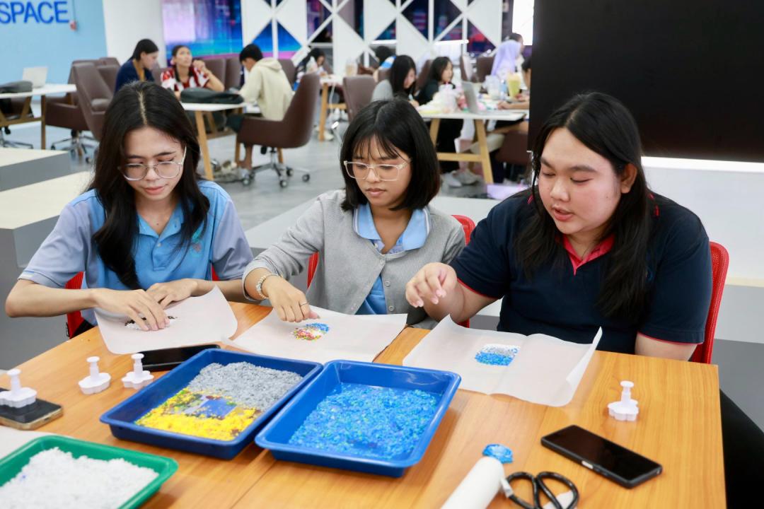 LeRT ชวนเด็ก TSU สร้างสรรค์ ECO-Key พวงกุญแจแทนใจ ต้อนรับวันแม่ เปลี่ยนวัสดุเหลือใช้เป็นของขวัญสุดพิเศษ